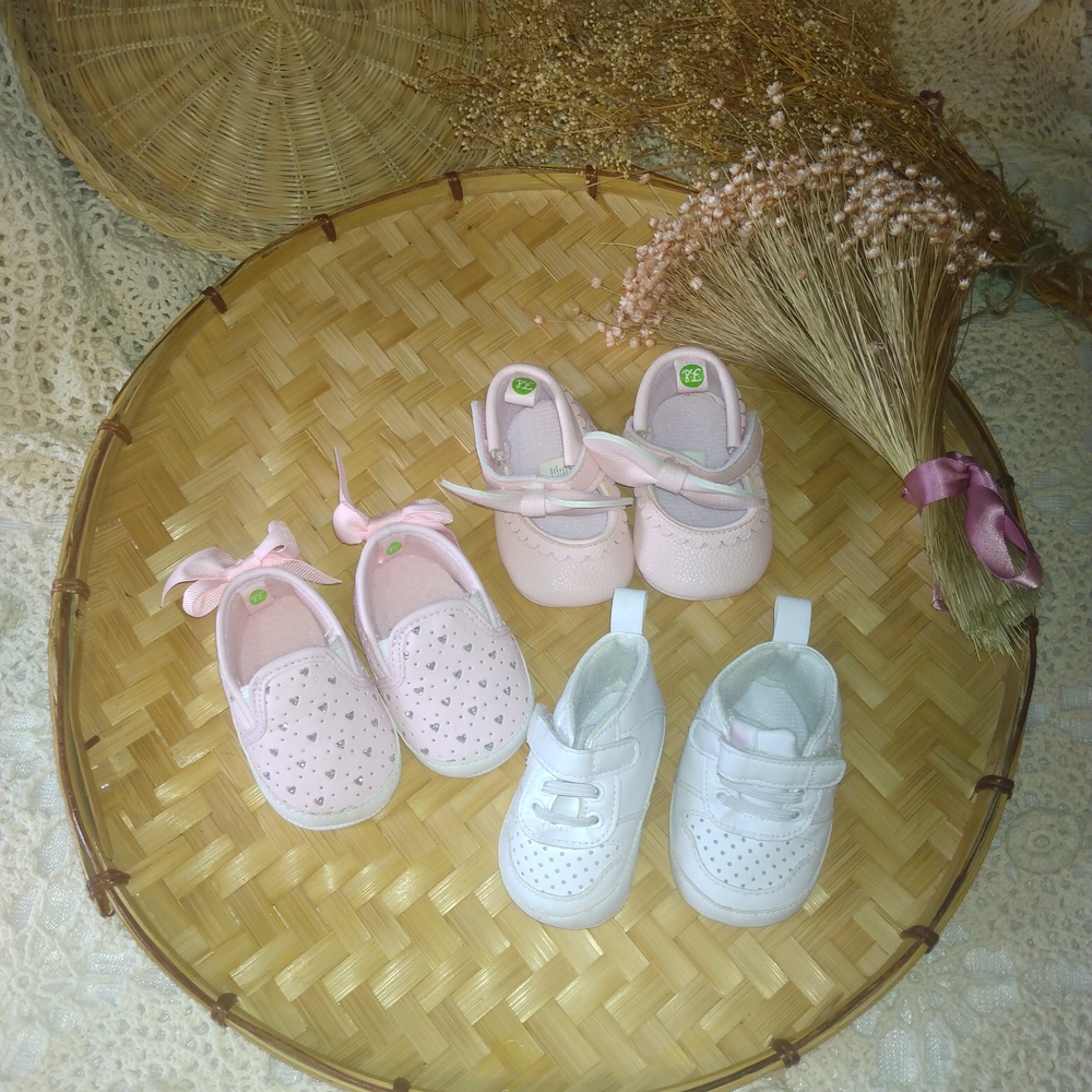 Mud Pie Pink and White Baby Shoes Trio